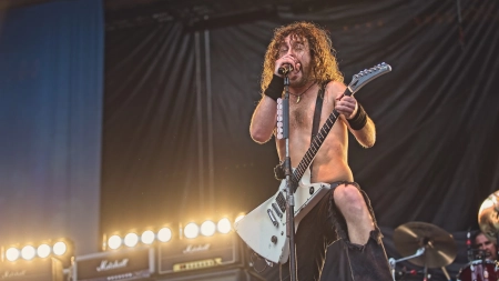 Airbourne-011