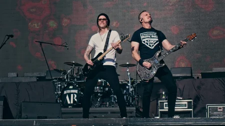 02-Alter Bridge-0904