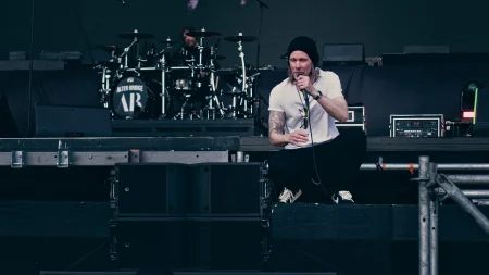 02-Alter Bridge-0928