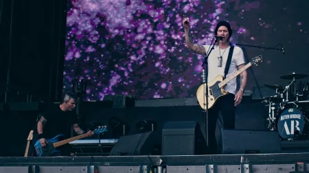 02-Alter Bridge-0937