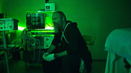 Nesmirna Odysea-1-033