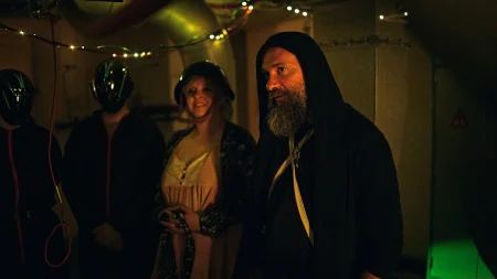 Nesmirna Odysea-1-041