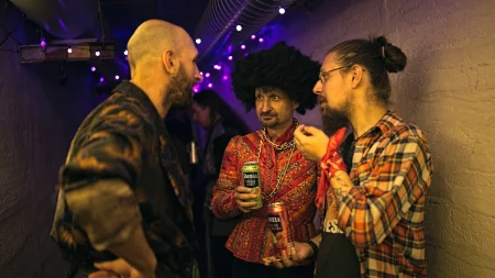 Nesmirna Odysea-1-075