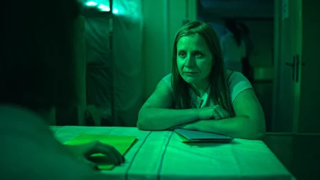 Nesmirna Odysea-1-078