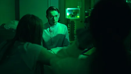 Nesmirna Odysea-1-148