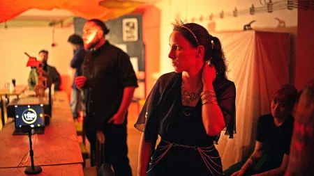 Nesmirna Odysea-1-194