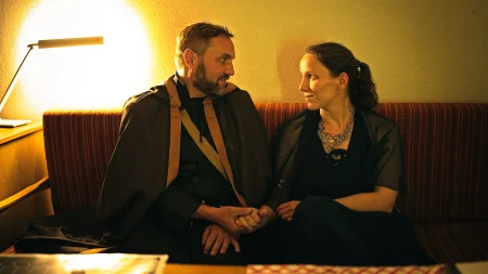 Nesmirna Odysea-1-237